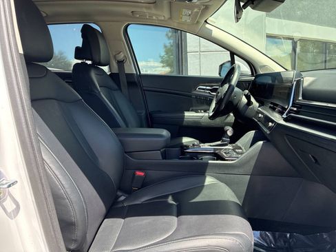 Used 2023 Kia Sportage SX FWD image 13