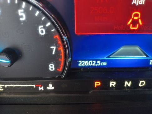 Used 2023 Ford Explorer Limited w/ Limited Technology Package AWD/4WD image 18