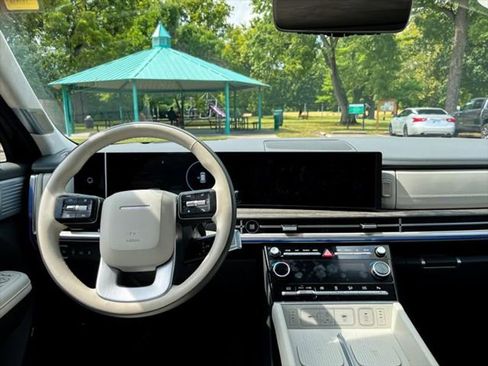 New 2025 Hyundai Santa Fe Calligraphy image 14