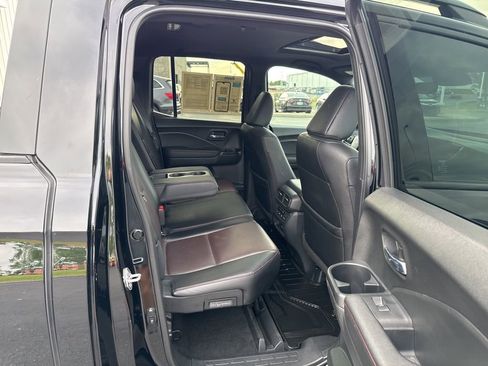 Used 2024 Honda Ridgeline Black Edition image 37