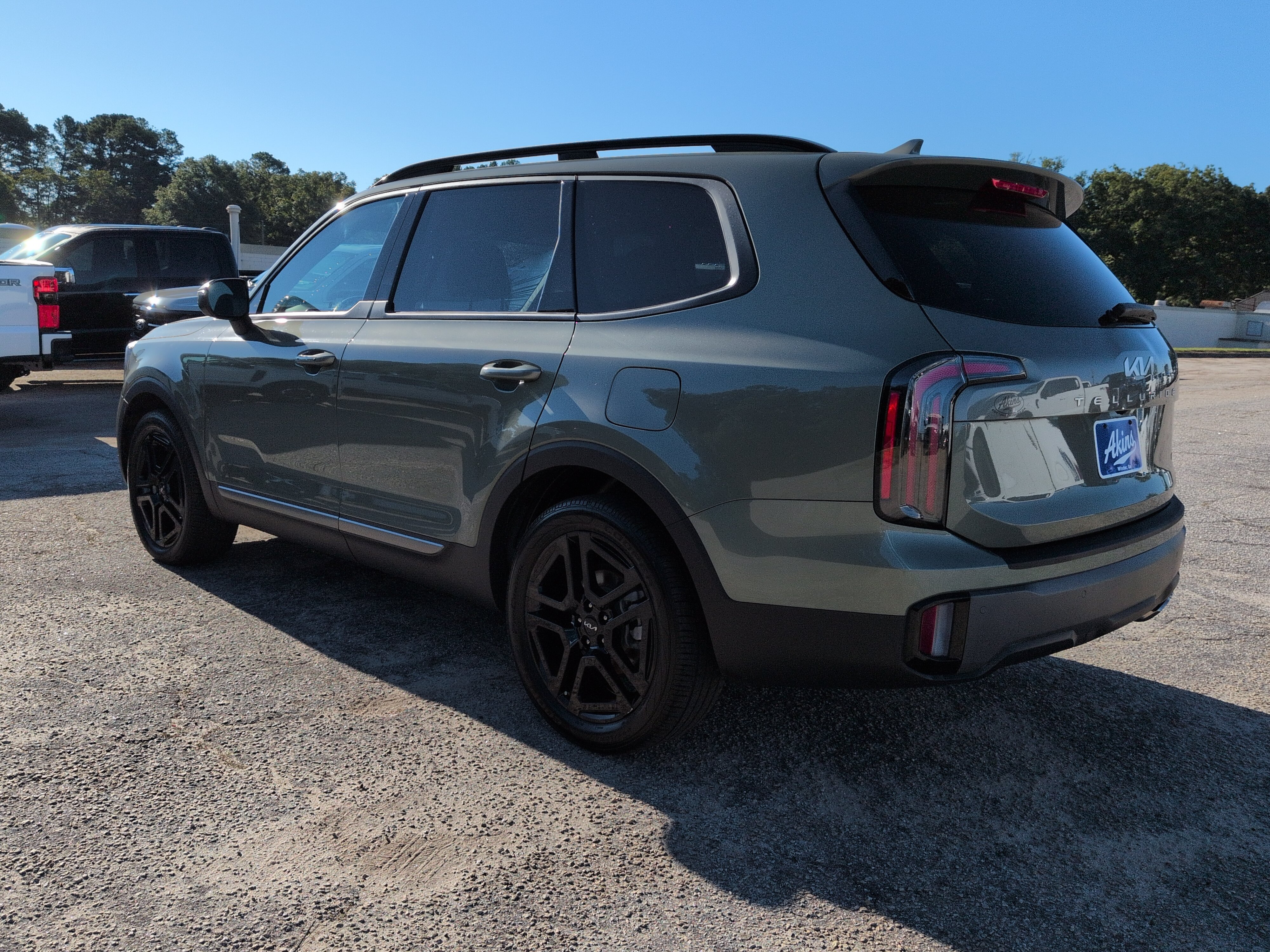 Used 2023 Kia Telluride EX X-Line AWD/4WD image 5