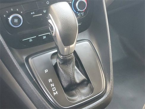 Used 2023 Ford Transit Connect XL image 27