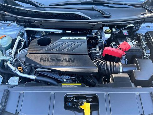 Used 2024 Nissan Rogue SV FWD image 32