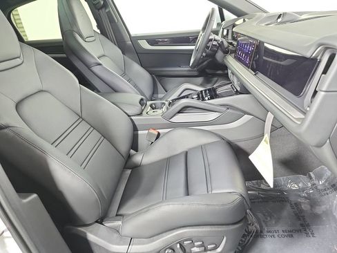New 2026 Porsche Cayenne S AWD/4WD image 27