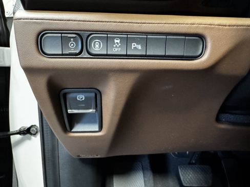 Certified 2024 Acura MDX FWD w/ Technology Package image 21