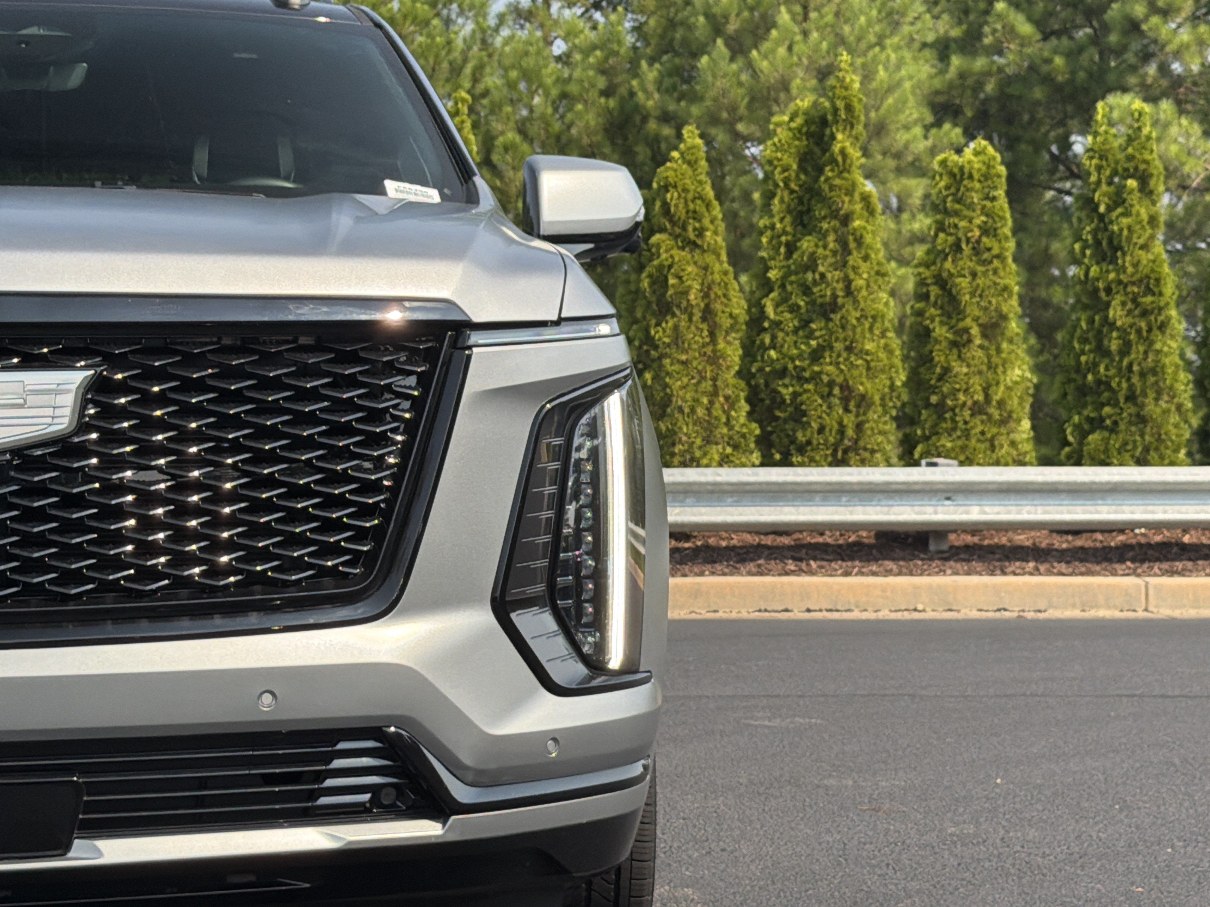 Used 2025 Cadillac Escalade ESV Sport Platinum w/ LPO, ONYX Package AWD/4WD image 20