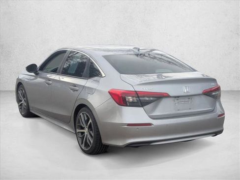 Used 2022 Honda Civic Touring image 7