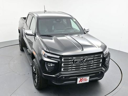 New 2026 GMC Canyon Denali w/ LPO, Denali Black Edition image 4