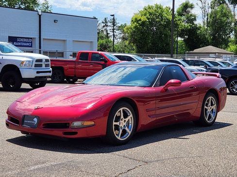 Used 2002 Chevrolet Corvette Coupe w/ Preferred Equipment Group2 RWD image 4