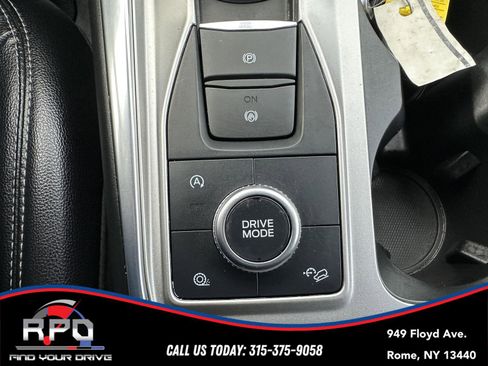 Used 2021 Ford Explorer XLT w/ Equipment Group 202A image 26