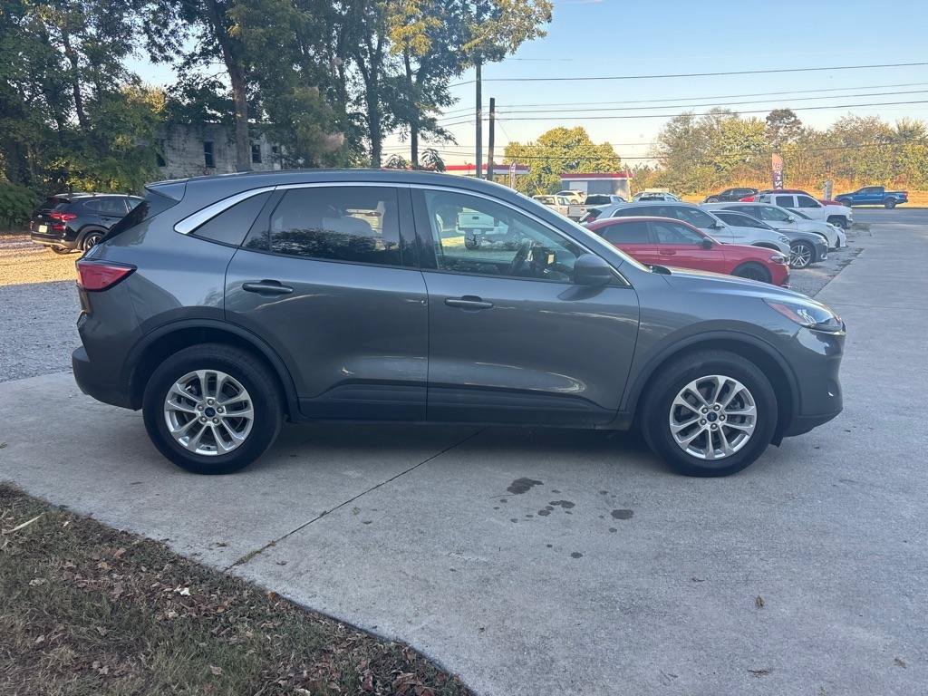 Used 2022 Ford Escape SE AWD/4WD image 6