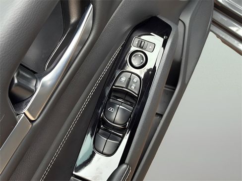 Used 2023 Nissan Altima 2.5 SV w/ SV Premium Package image 41