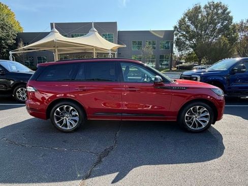 New 2025 Lincoln Aviator 2WD w/ Jet Appearance Package image 16