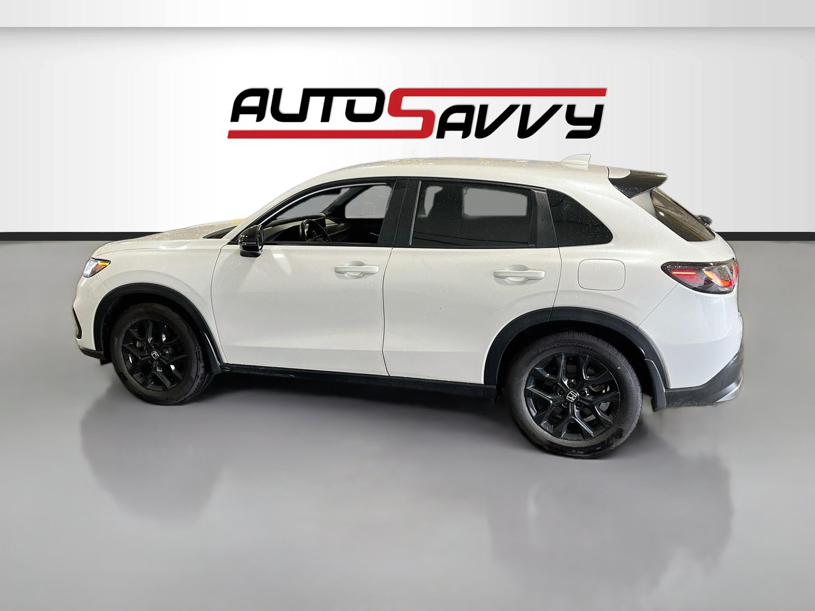 Used 2025 Honda HR-V Sport image 4