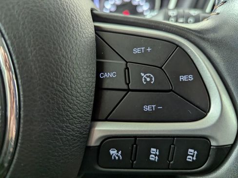 Certified 2020 Jeep Compass Latitude image 15