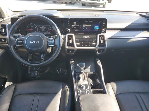 Used 2023 Kia Sorento S w/ Panoramic Sunroof Package image 17