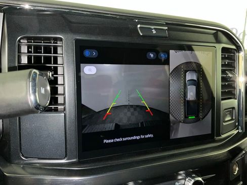 New 2026 Ford F250 Lariat w/ Black Appearance Package AWD/4WD image 23