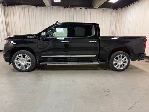 Used 2025 Chevrolet Silverado 1500 High Country w/ High Country Premium Package image 14