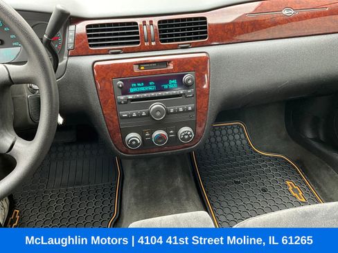 Used 2011 Chevrolet Impala LS image 18