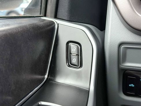 Certified 2025 Ford F150 XLT w/ Equipment Group 301A Standard image 31