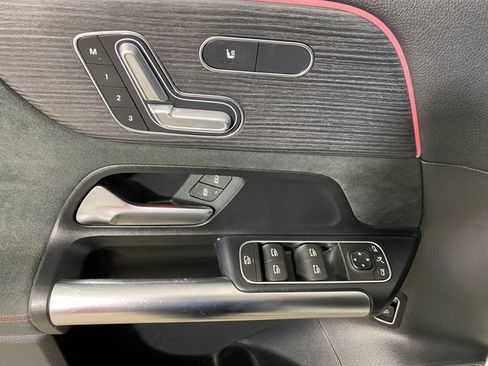 Used 2023 Mercedes-Benz GLA 250 4MATIC image 21