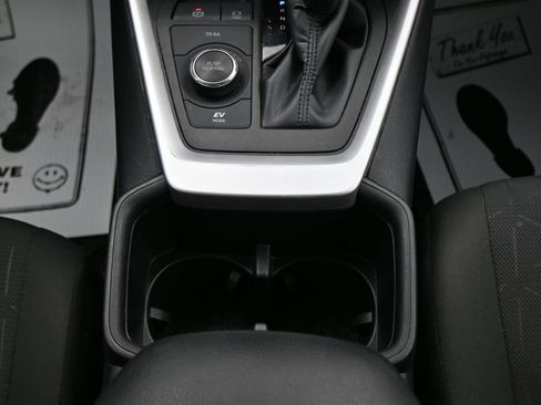 Used 2023 Toyota RAV4 XLE w/ XLE Grade Weather Package AWD/4WD image 19
