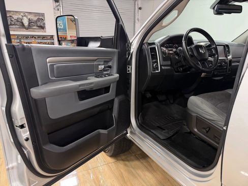 Used 2016 RAM 2500 Big Horn AWD/4WD image 12