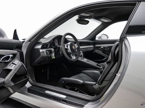 Used 2015 Porsche 911 GT3 RWD image 35