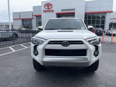 Certified 2021 Toyota 4Runner TRD Off-Road Premium AWD/4WD image 3