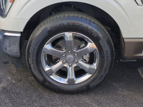 Certified 2023 Ford F150 King Ranch w/ Equipment Group 601A High image 27