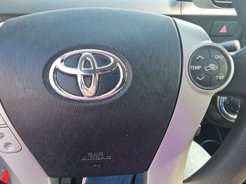 Used 2014 Toyota Prius C Two FWD image 12