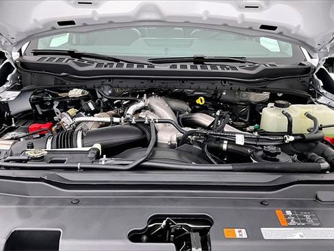 New 2025 Ford F550 4x4 Regular Cab Super Duty w/ XL Chrome Package image 11