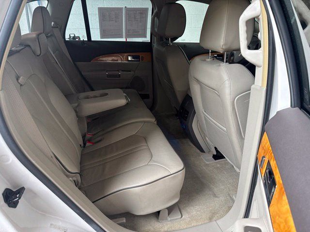 Used 2015 Lincoln MKX FWD w/ Equipment Group 102A image 26