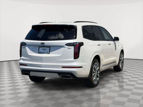 Used 2024 Cadillac XT6 Sport AWD/4WD image 7