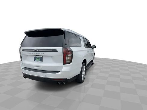 Used 2022 Chevrolet Suburban High Country AWD/4WD image 7