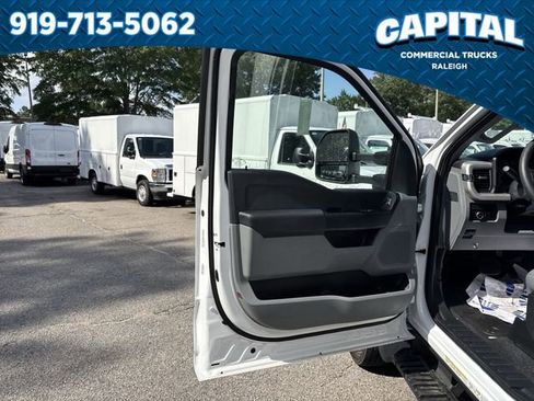 New 2025 Ford F550 2WD Regular Cab Super Duty image 19