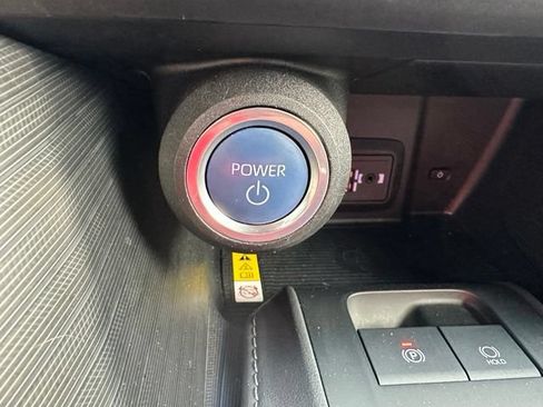 Used 2021 Toyota Venza XLE w/ Softex Package AWD/4WD image 33