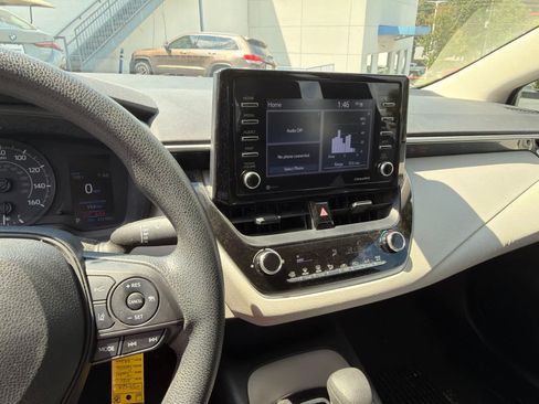 Used 2021 Toyota Corolla L FWD image 22
