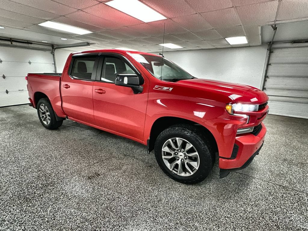 Used 2019 Chevrolet Silverado 1500 RST AWD/4WD image 2