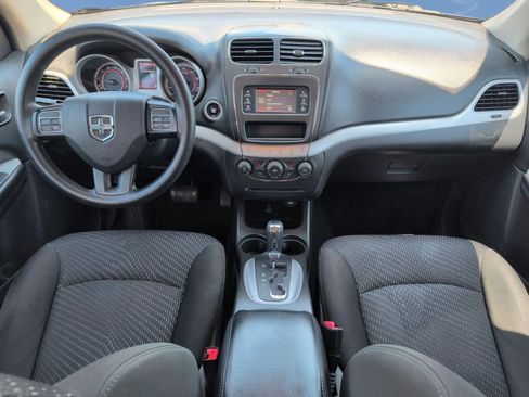 Used 2020 Dodge Journey SE FWD image 26