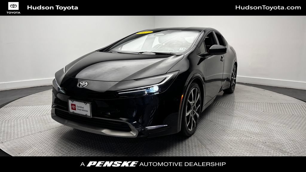 Used 2023 Toyota Prius Prime FWD image 1