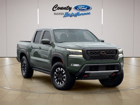 Used 2022 Nissan Frontier PRO-4X image 1