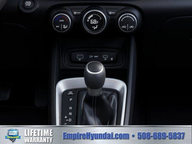 New 2026 Hyundai Venue SEL FWD image 16