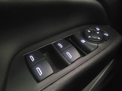 Used 2024 Chevrolet Equinox LT image 27