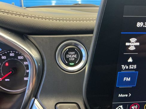Used 2024 Chevrolet Blazer LT w/ Convenience Package FWD image 18