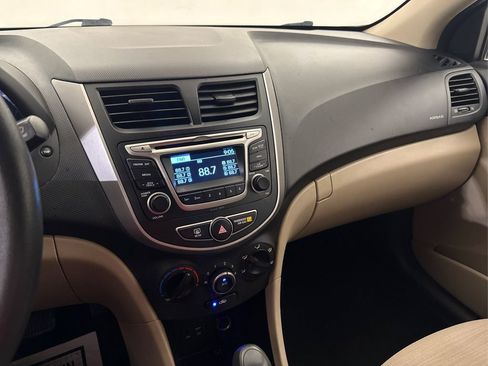 Used 2017 Hyundai Accent SE FWD image 37