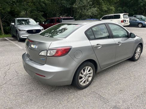Used 2013 MAZDA MAZDA3 i Touring FWD image 7