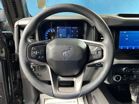 Used 2022 Ford Bronco 2-Door AWD/4WD image 17