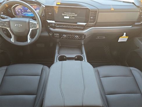 New 2026 Chevrolet Silverado 2500 LT w/ Trail Boss Package image 9