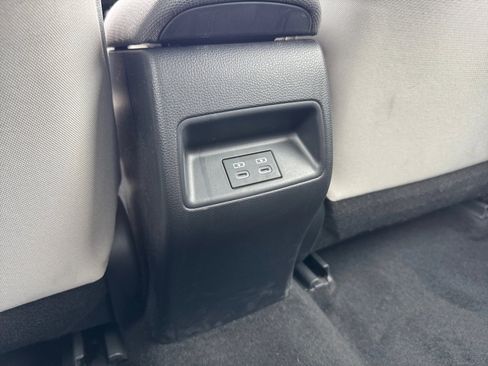 Used 2023 Toyota Corolla LE w/ Carpet Mat Package (TMS) FWD image 21